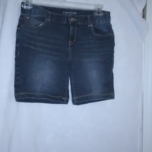 Ladies size 5/6 shorts